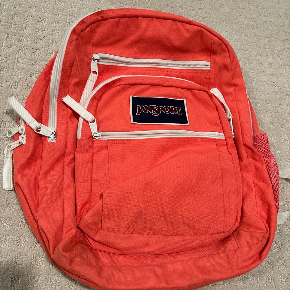 Jansport Coral Backpack | Large Storage | Pre-loved